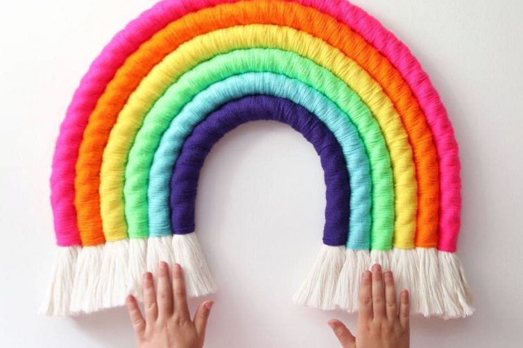 colorful-rainbows-you-can-hold-in-your-hand-or-hang-on-your-wall