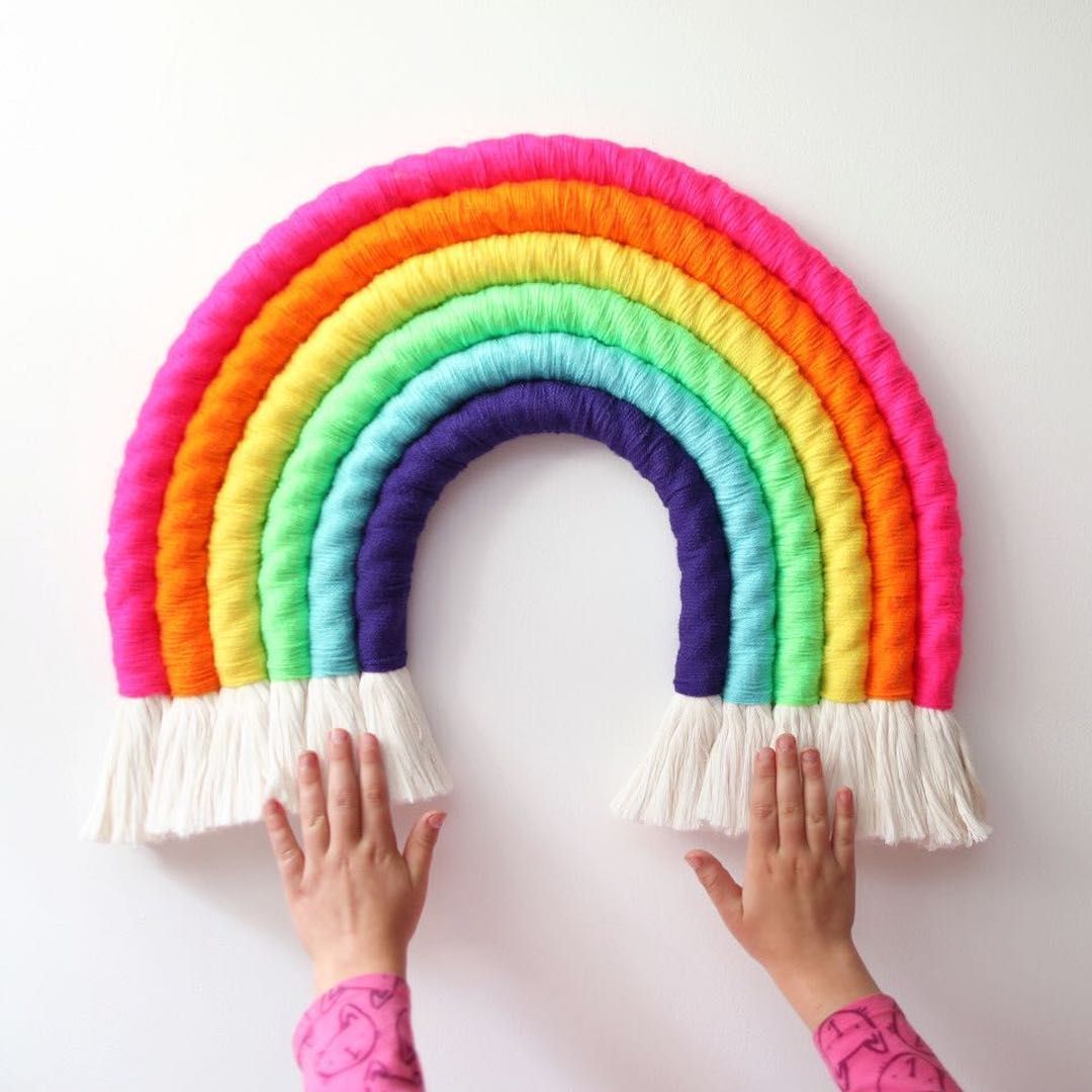 colorful-rainbows-you-can-hold-in-your-hand-or-hang-on-your-wall